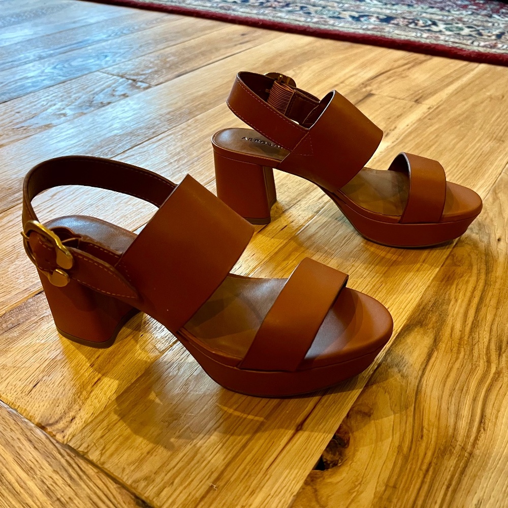 Aerosols  Camera Chunky Tan Sandal 6.5